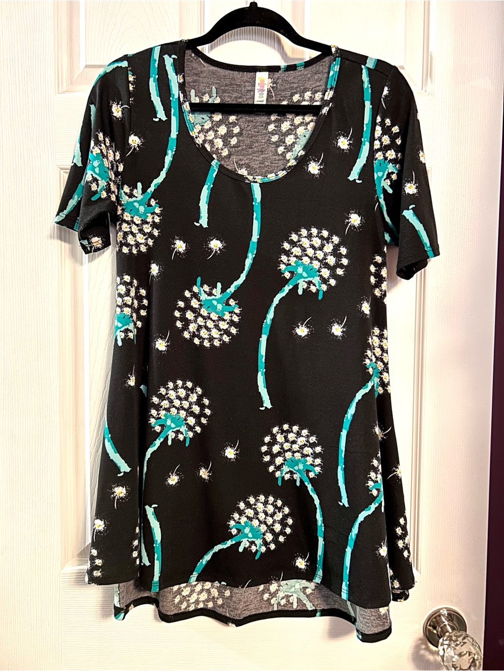 LuLaRoe Perfect Tee